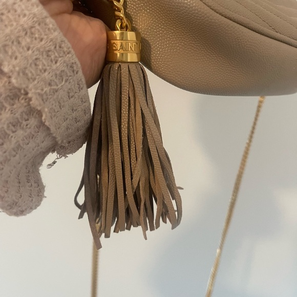 Yves Saint Laurent Beige Quilted Crossbody Bag - Picture 3 of 12